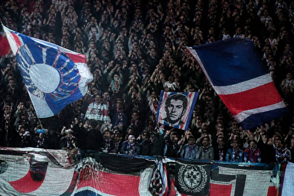 Chants PSG paroles : les refrains les plus connus du Parc des Princes